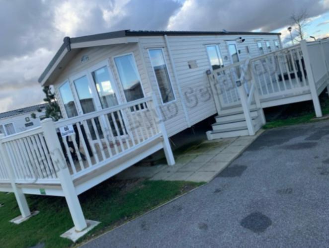 Jems Hot-Tub Getaways 8 Berth At Tattershall Lakes Kültér fotó